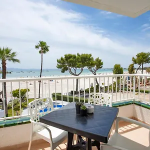 Sand Beach Apartments Apartment